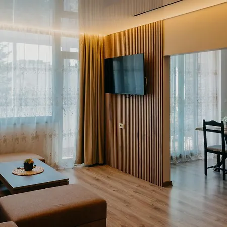 Апартаменти Sea Garden & Family